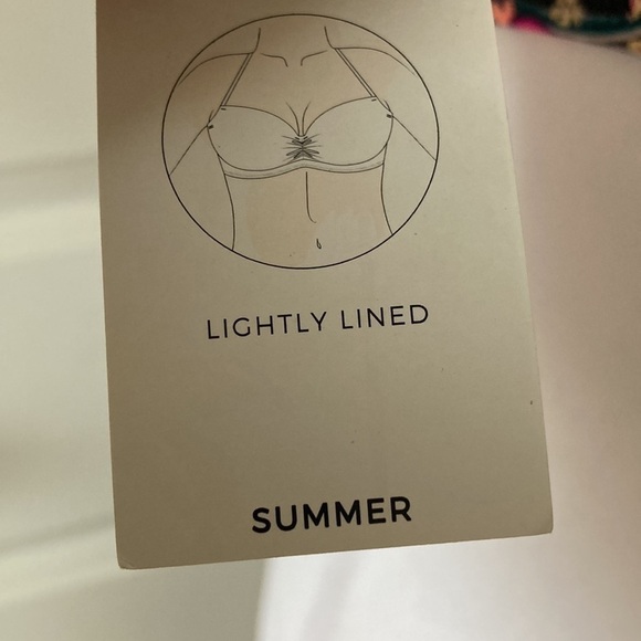 Shade and Shore 32D bikini top black floral halter - Picture 8 of 9